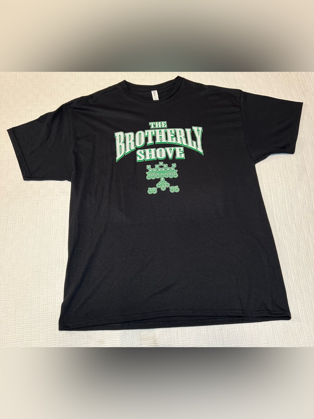 Eagles The Brotherly Shove T-Shirt – Black Graphic Tee